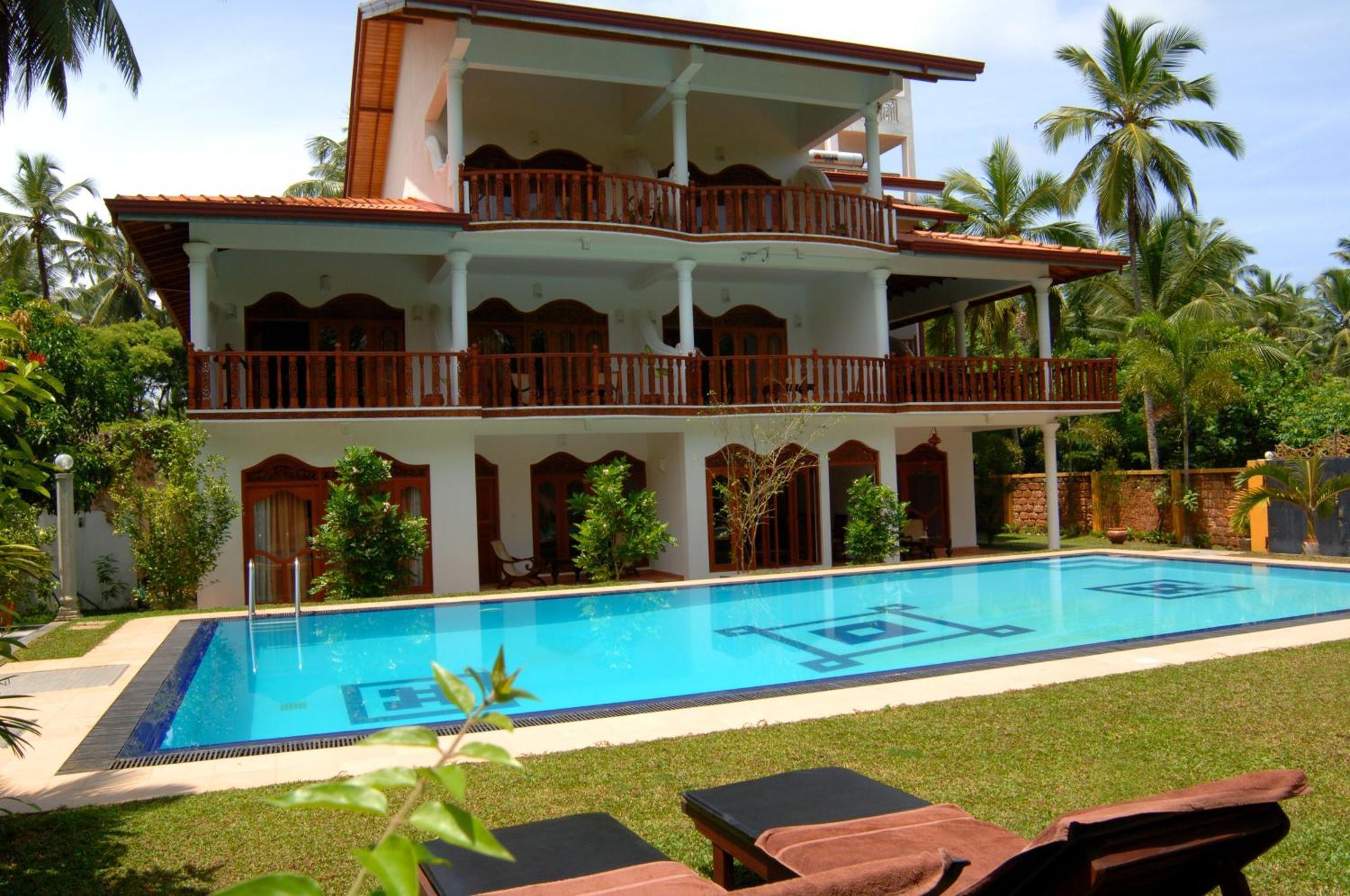 Sandali Walauwa Hotel Bentota Exterior photo