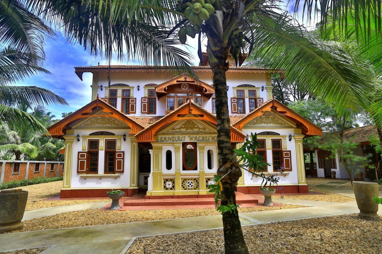 Sandali Walauwa Hotel Bentota Exterior photo